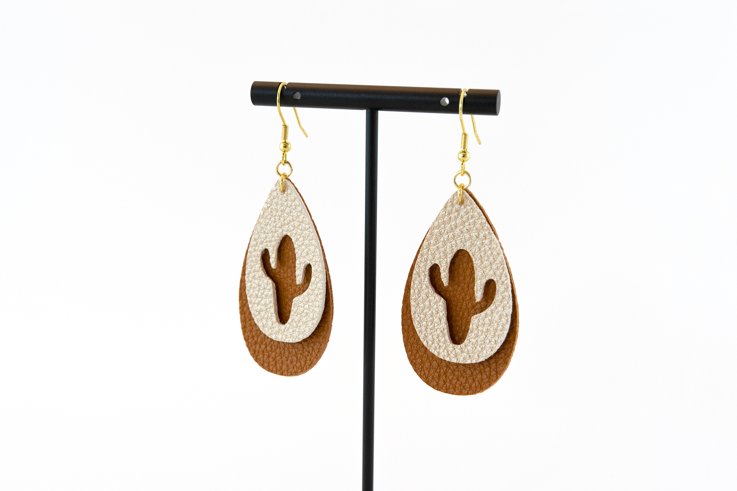 Brown cactus earrings - front view
